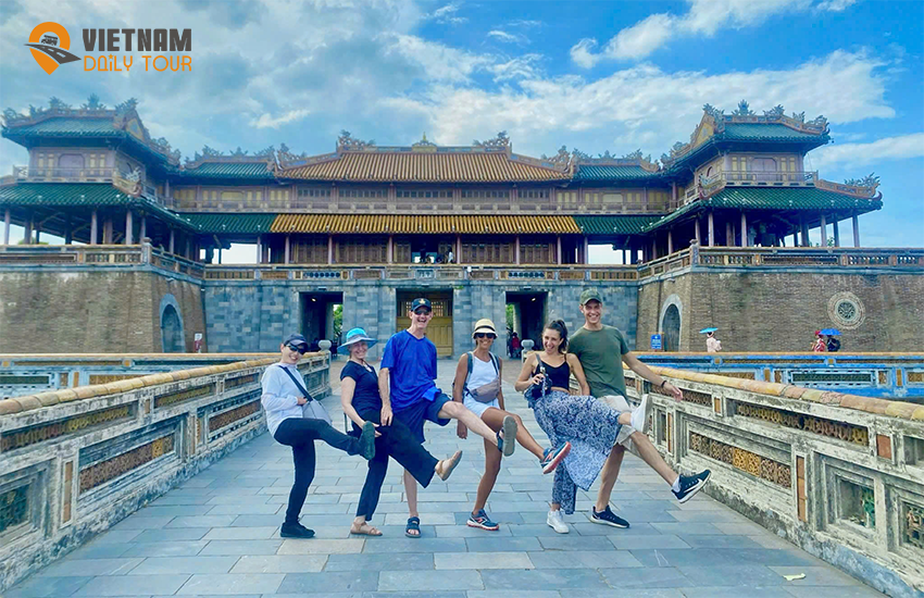 Vietnam-Daily-Tour