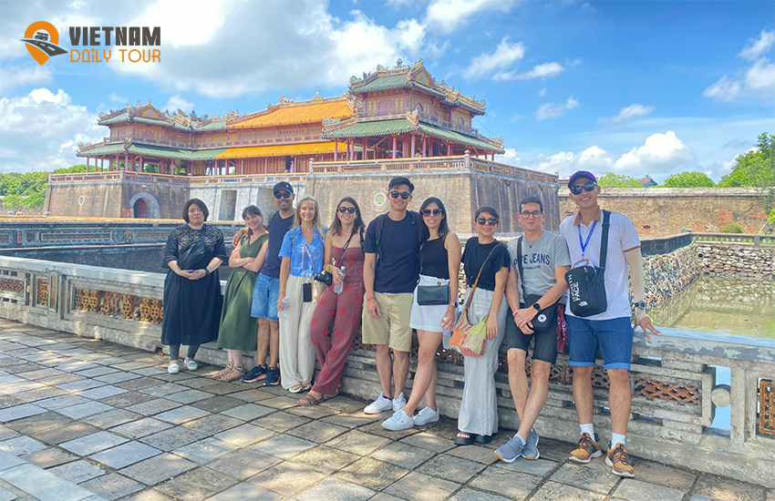 Vietnam-Daily-Tour
