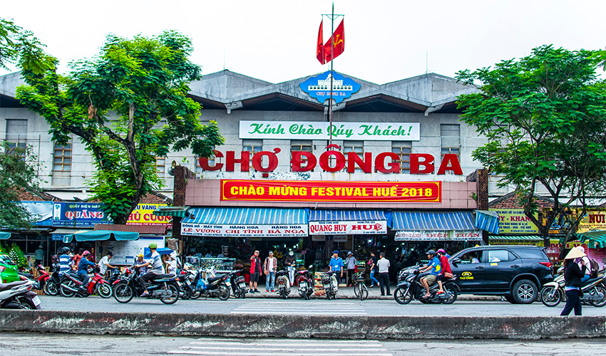 hue-city-group-tour-Dong-Ba-Market
